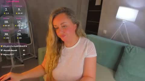 Snapshot of sky_kuper chatting on June 22, 2026, 3:25 am Sky online show from June 22, 2026, 3:25 am