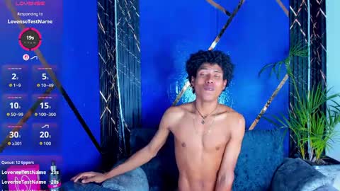 Snapshot of sky_walkerss chatting on June 19, 2026, 6:12 pm sky_walkerss online show from June 19, 2026, 6:12 pm