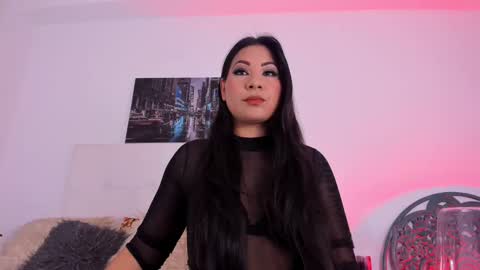 skydarkblue online show from January 4, 2025, 4:23 am