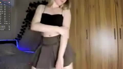 Snapshot of skyedavis chatting on June 1, 2026, 2:19 pm skyedavis online show from June 1, 2026, 2:19 pm