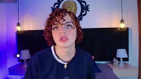 Snapshot of skyee_angel chatting on April 4, 2026, 7:44 pm Angel online show from April 4, 2026, 7:44 pm
