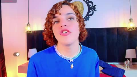 Snapshot of skyee_angel chatting on April 22, 2026, 8:32 pm Angel online show from April 22, 2026, 8:32 pm