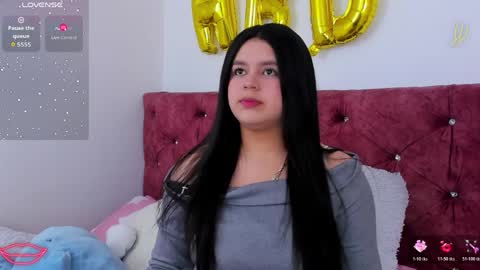 Snapshot of skyhotgirl chatting on April 3, 2026, 7:56 pm Sky online show from April 3, 2026, 7:56 pm