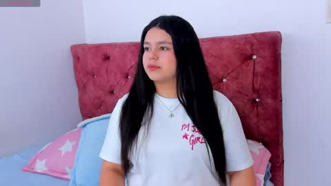 Snapshot of skyhotgirl chatting on May 11, 2026, 6:27 pm Sky online show from May 11, 2026, 6:27 pm