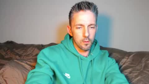 Snapshot of skylarrgrey chatting on May 9, 2026, 7:02 am SkylarGrey online show from May 9, 2026, 7:02 am