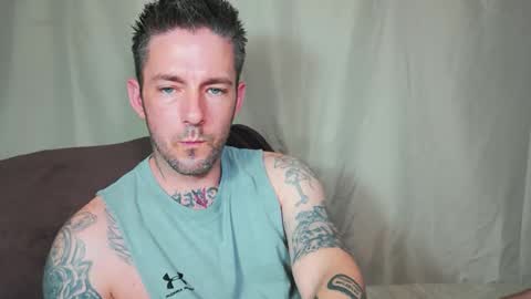 Snapshot of skylarrgrey chatting on May 20, 2026, 8:09 am SkylarGrey online show from May 20, 2026, 8:09 am