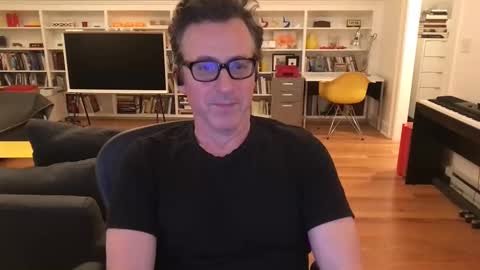 Snapshot of skyline3371 chatting on September 20, 2025, 4:02 am Skyline3371 online show from September 20, 2025, 4:02 am