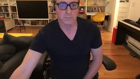 Skyline3371 online show from February 9, 2026, 7:56 am