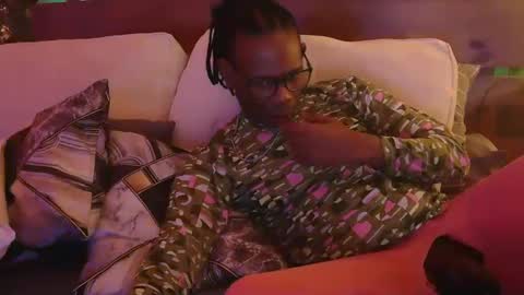 Snapshot of skyonetoo3 chatting on March 5, 2025, 2:57 am skyonetoo3 online show from March 5, 2025, 2:57 am