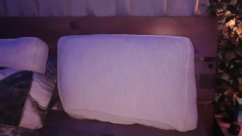 Snapshot of skyonetoo3 chatting on March 12, 2025, 12:20 am skyonetoo3 online show from March 12, 2025, 12:20 am