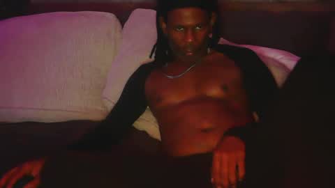 Snapshot of skyonetoo3 chatting on September 12, 2025, 2:39 pm skyonetoo3 online show from September 12, 2025, 2:39 pm