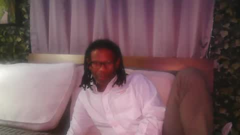 Snapshot of skyonetoo3 chatting on September 19, 2025, 11:05 pm skyonetoo3 online show from September 19, 2025, 11:05 pm