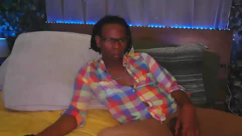 Snapshot of skyonetoo3 chatting on October 17, 2025, 2:59 am skyonetoo3 online show from October 17, 2025, 2:59 am