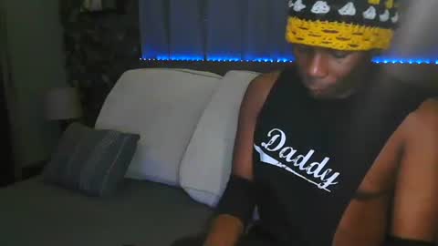 Snapshot of skyonetoo3 chatting on October 18, 2025, 1:52 am skyonetoo3 online show from October 18, 2025, 1:52 am