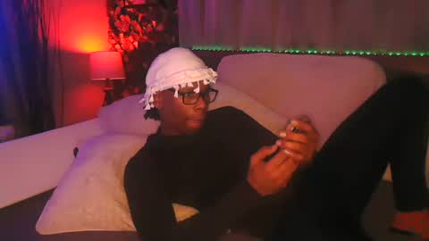 Snapshot of skyonetoo3 chatting on December 13, 2025, 10:59 pm skyonetoo3 online show from December 13, 2025, 10:59 pm