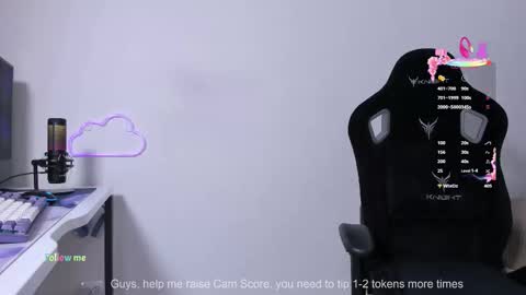 Snapshot of skyqueeni chatting on October 16, 2025, 8:37 am Nastya online show from October 16, 2025, 8:37 am