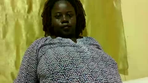 Snapshot of skyra1 chatting on December 3, 2024, 7:43 am skyra1 online show from December 3, 2024, 7:43 am