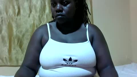 Snapshot of skyra1 chatting on January 12, 2025, 8:25 am skyra1 online show from January 12, 2025, 8:25 am