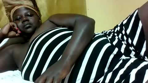 Snapshot of skyra1 chatting on January 20, 2025, 7:15 am skyra1 online show from January 20, 2025, 7:15 am