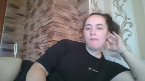 skyressie333 online show from October 9, 2025, 9:07 am