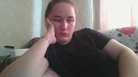Snapshot of skyressie333 chatting on June 9, 2026, 6:36 am skyressie333 online show from June 9, 2026, 6:36 am