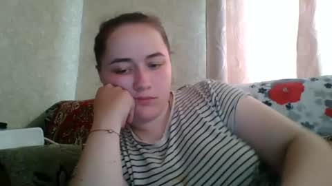 Snapshot of skyressie333 chatting on June 12, 2026, 7:29 am skyressie333 online show from June 12, 2026, 7:29 am