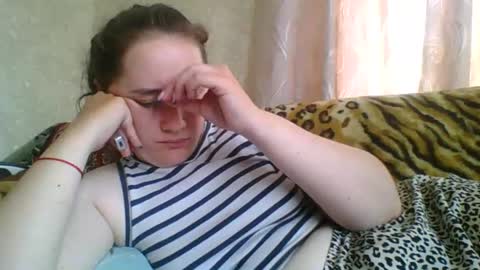 skyressie333 online show from June 20, 2026, 10:40 am