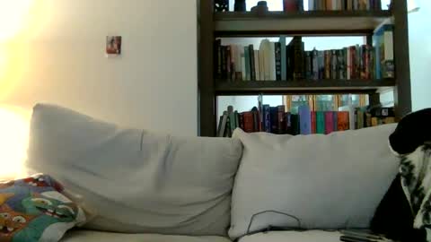 Snapshot of skywinters chatting on May 28, 2026, 2:14 pm Sky Winters online show from May 28, 2026, 2:14 pm