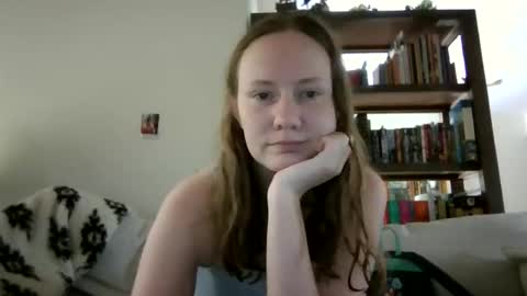 Snapshot of skywinters chatting on June 7, 2026, 3:05 pm Sky Winters online show from June 7, 2026, 3:05 pm