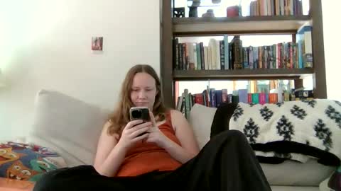 Snapshot of skywinters chatting on June 10, 2026, 2:38 pm Sky Winters online show from June 10, 2026, 2:38 pm