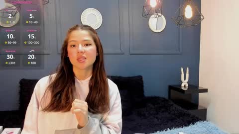 Snapshot of skyy_bloom chatting on November 24, 2025, 12:38 pm Sky online show from November 24, 2025, 12:38 pm