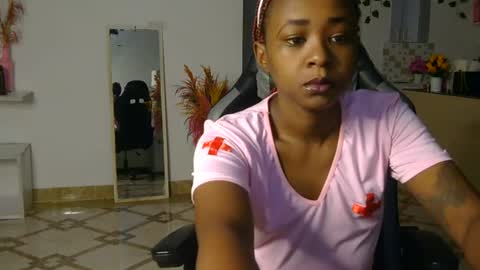 Snapshot of skyy_brown chatting on June 14, 2026, 1:47 am Bella online show from June 14, 2026, 1:47 am