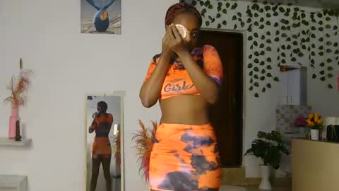 Snapshot of skyy_brown chatting on June 16, 2026, 2:03 am Bella online show from June 16, 2026, 2:03 am
