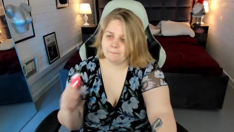 Snapshot of sladadeew chatting on January 29, 2025, 9:01 am Slada Deew online show from January 29, 2025, 9:01 am