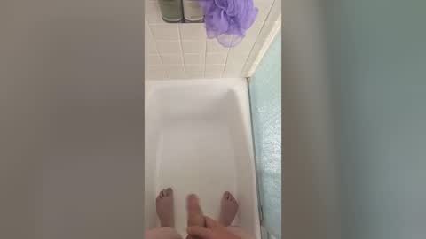 slamthatsexy98 online show from August 6, 2026, 2:57 am