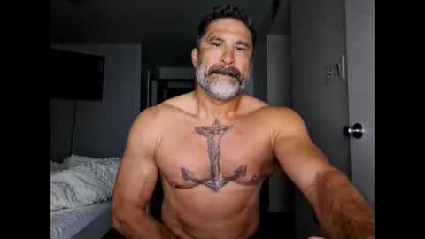 Snapshot of slappysamz chatting on May 15, 2026, 12:12 pm slappysamz online show from May 15, 2026, 12:12 pm