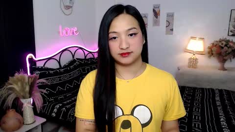 Queen Cyrine online show from September 23, 2025, 2:58 am