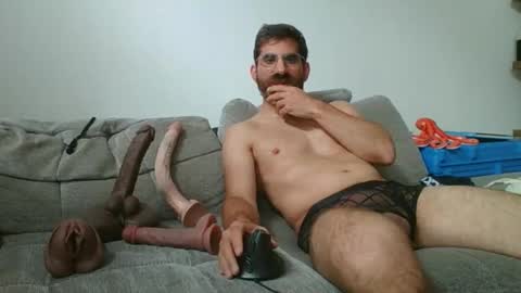 Snapshot of slavefuckfunhype chatting on October 10, 2025, 11:09 am camboy online show from October 10, 2025, 11:09 am