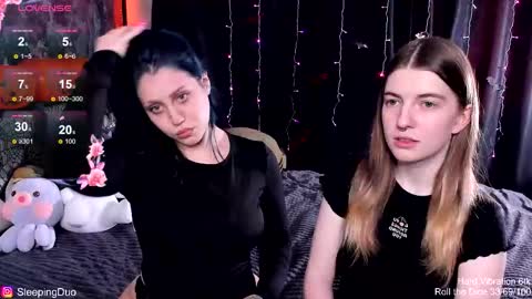 Snapshot of sleepingduo chatting on October 20, 2025, 10:16 am Hi We are Iva and Angela Nice to meet u 3 online show from October 20, 2025, 10:16 am