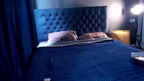 Snapshot of slemgem chatting on October 19, 2025, 7:31 am Slemgem Amy friends online show from October 19, 2025, 7:31 am