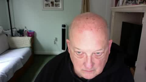 slick50000 online show from April 28, 2026, 7:08 pm