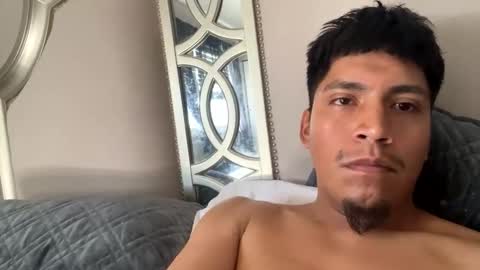 slickbadboy online show from November 7, 2025, 4:07 pm