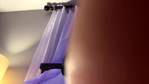 Snapshot of slickdog1969 chatting on November 4, 2025, 5:17 am Slickdog online show from November 4, 2025, 5:17 am