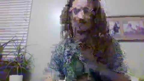 slicktrojan online show from December 6, 2024, 9:43 am