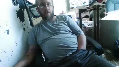 slickwill2391 online show from May 2, 2026, 5:29 pm
