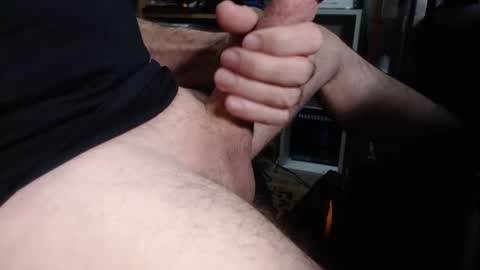 Snapshot of sliderguy699 chatting on November 21, 2025, 10:25 am sliderguy699 online show from November 21, 2025, 10:25 am