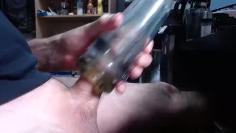 Snapshot of sliderguy699 chatting on December 17, 2025, 1:22 am sliderguy699 online show from December 17, 2025, 1:22 am