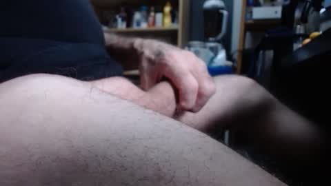 Snapshot of sliderguy699 chatting on December 21, 2025, 2:13 pm sliderguy699 online show from December 21, 2025, 2:13 pm