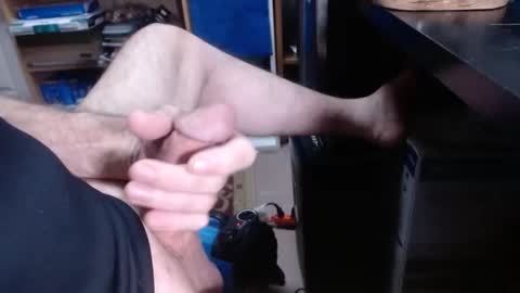 Snapshot of sliderguy699 chatting on January 18, 2026, 10:52 am sliderguy699 online show from January 18, 2026, 10:52 am