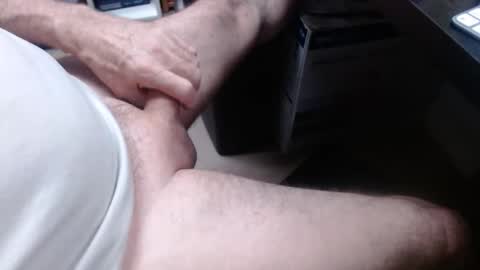 Snapshot of sliderguy699 chatting on February 17, 2026, 11:50 am sliderguy699 online show from February 17, 2026, 11:50 am